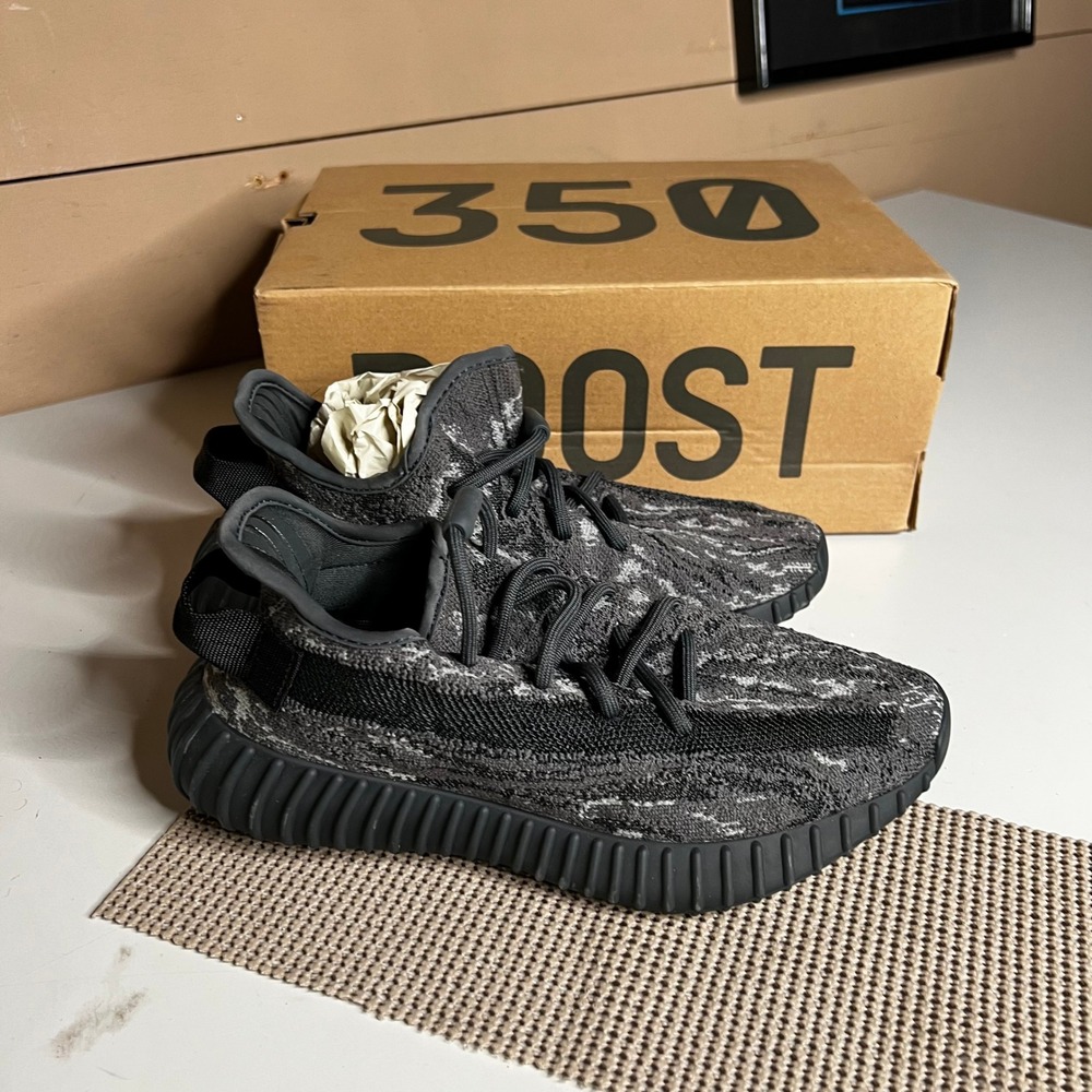 Adidas Yeezy Boost 350 V2 MX Dark Salt ID4811 Mens Size 5 Grey Black